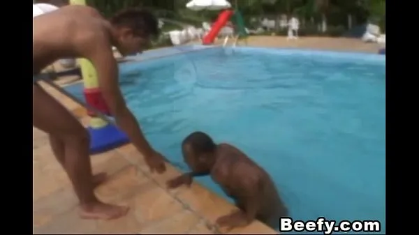 Watch Beefy Gays get a hard fuck beside the pool total Tube