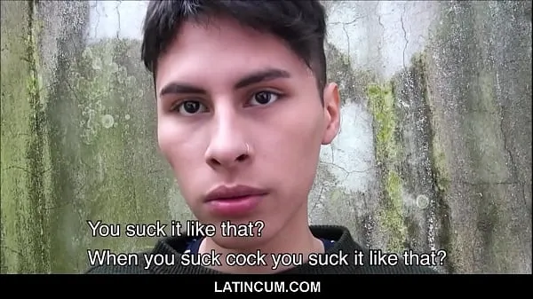 Schüchterner Latino-Junge bot Bargeld durch Filmemacher POV an
