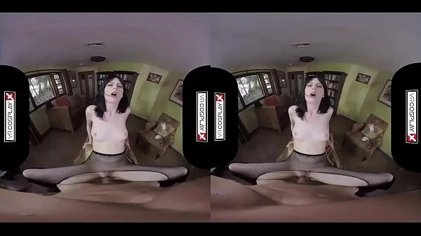 Mira Parodia de cosplay de Zatanna XXX con Alex Harper siendo destrozada en realidad virtual total de Tube