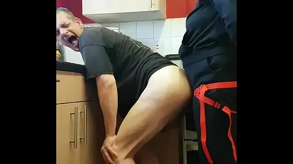Watch girlfriend surprises bisexual boyfriend with a strap-on assfuck in the kitchen total Tube