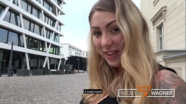 Se Blowjob Queen ▶ MIA BLOW Sucks Dick in Public ▶ then gets BANGED in Hotel! ▁▃▅▆ WOLF WAGNER LOVE totalt Tube